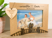 Load image into Gallery viewer, Personalised Wedding Bride & Groom Oak Photo Frame - Heart Style