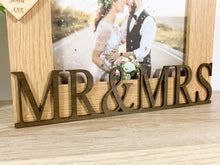 Load image into Gallery viewer, Personalised Wedding Mr & Mrs Oak Photo Frame